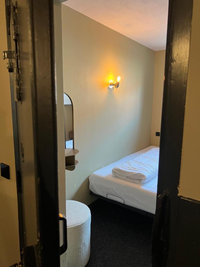 Hotel Oostereiland Хорн Екстериор снимка