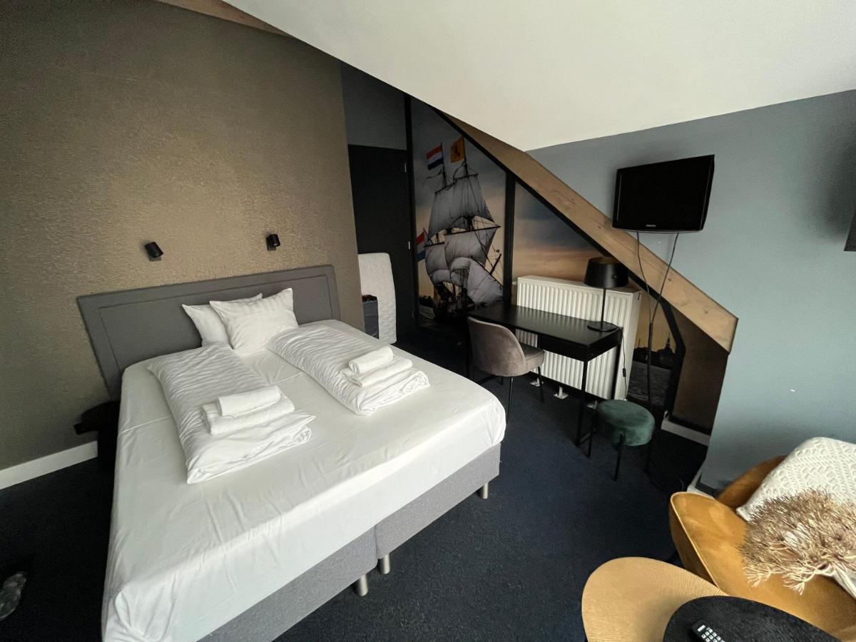 Hotel Oostereiland Хорн Екстериор снимка